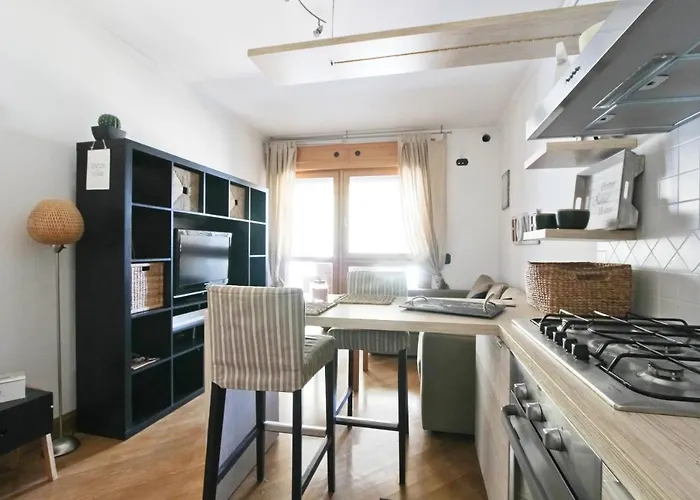 Cozy Terrace Close To Eataly And Metro Piramide Apartamento *
